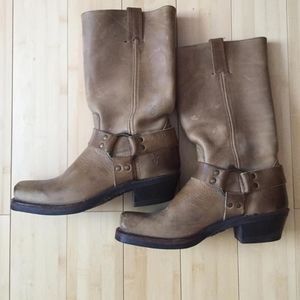 Motorcycle / cowboy boots Frye size 8